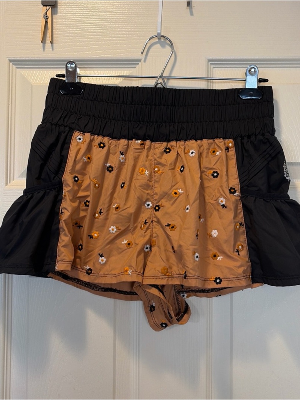 Free People Movement Black Brown Get Your Flirt On Embroidered Shorts Small